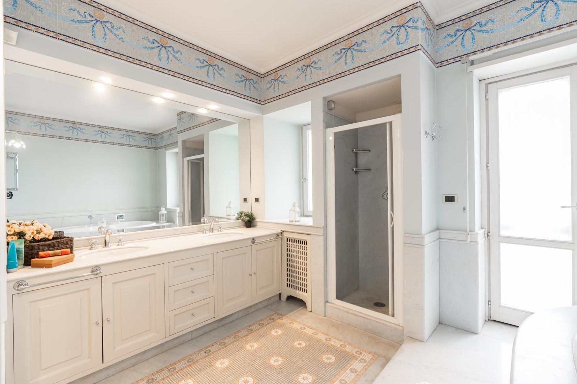 B&B Frida Suite Home Trani Ngoại thất bức ảnh