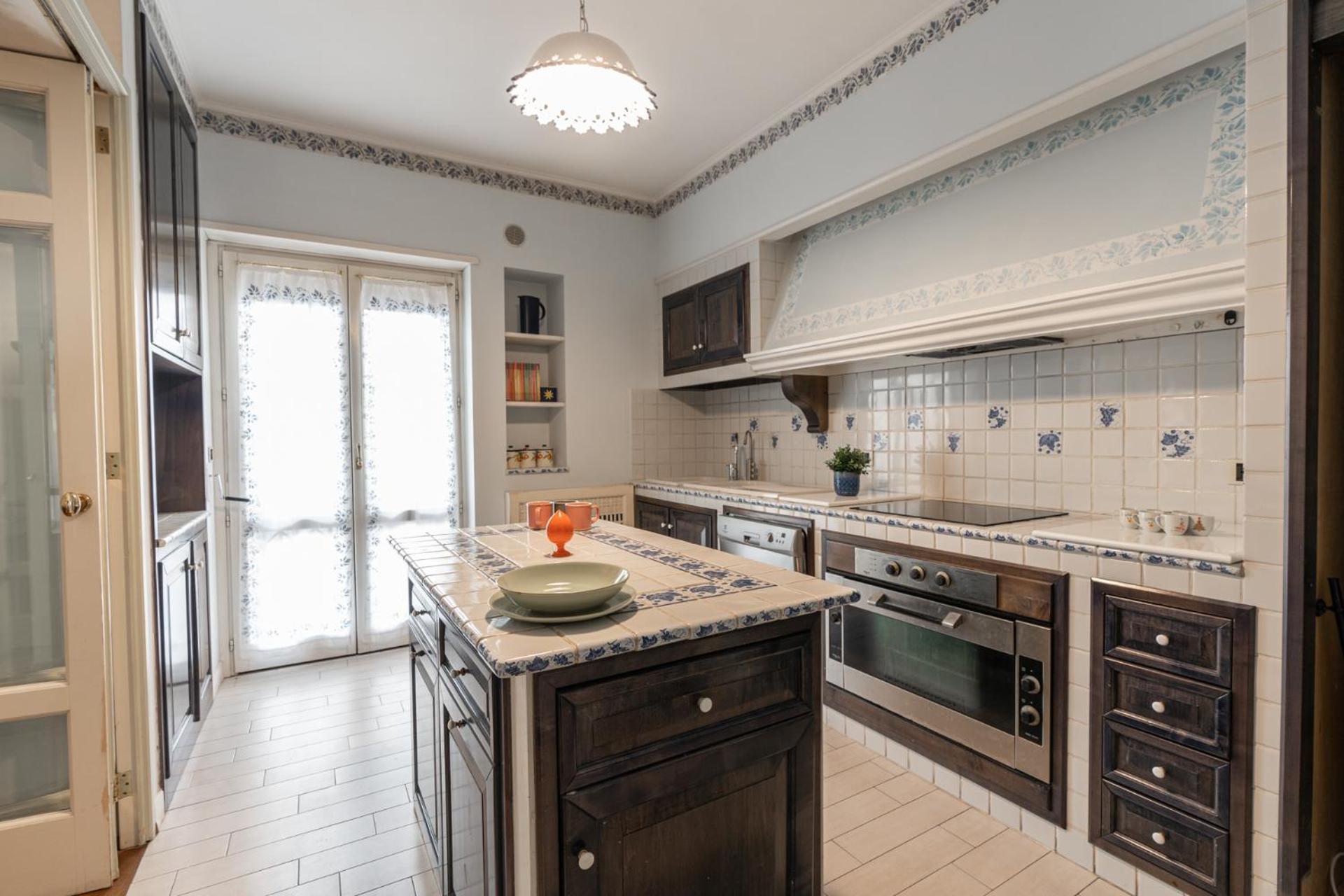 B&B Frida Suite Home Trani Ngoại thất bức ảnh
